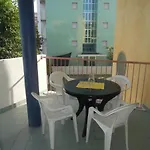 Comfy Flat 200mt From The Beach-beahost Apartment
