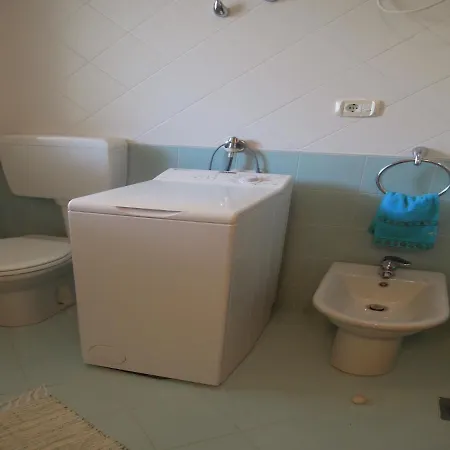 Comfy Flat 200 M From The - Beahost *