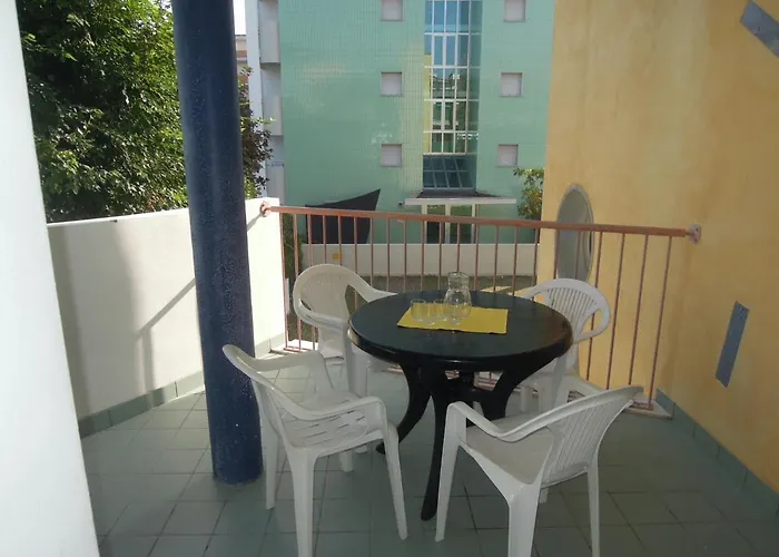 Comfy Flat 200mt From The Beach-beahost Lejlighed